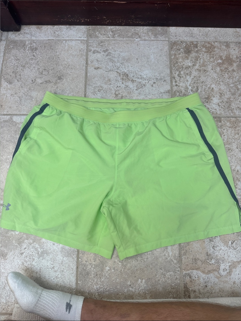 Under Armour Men's Lime Green Athletic Training Shorts